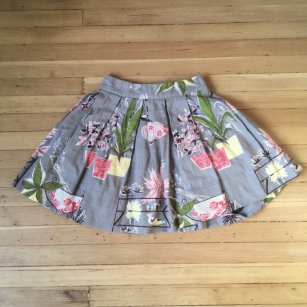Vintage Flower Pot Skirt